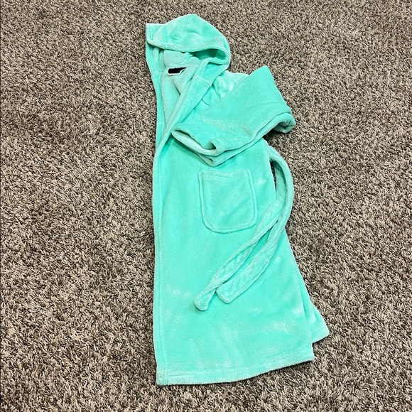 JUST LOVE Hooded Robe 🖤 - Picture 2 of 5